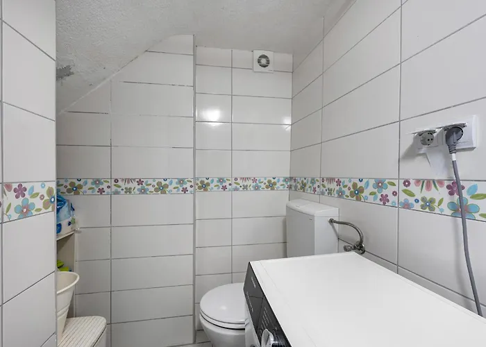 Сasa de vacaciones In With Wifi